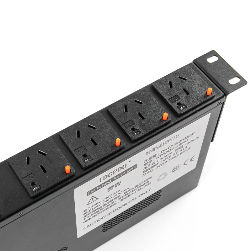 8-Asraon Braiteoir Braiteoir Cothrománach TCP/IP éicea Smart Rack Pdu 1U